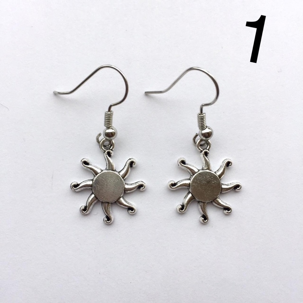 SUN EARRINGS - Picture 2 of 10